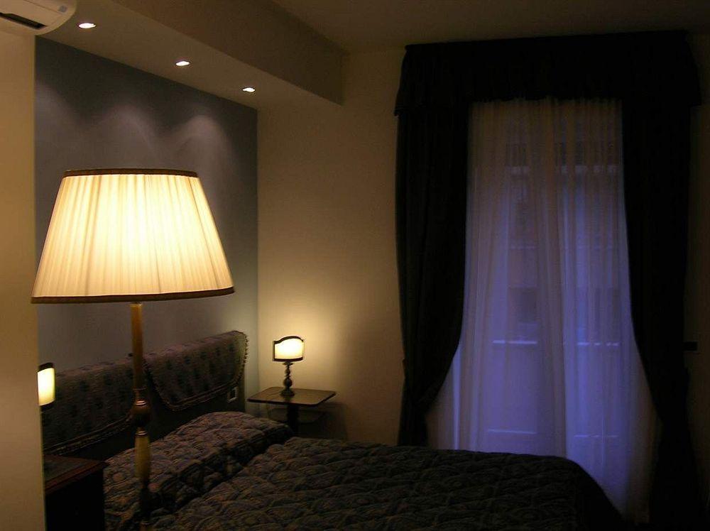 Hotel Il Rosso E Il Blu Rom Exterior foto