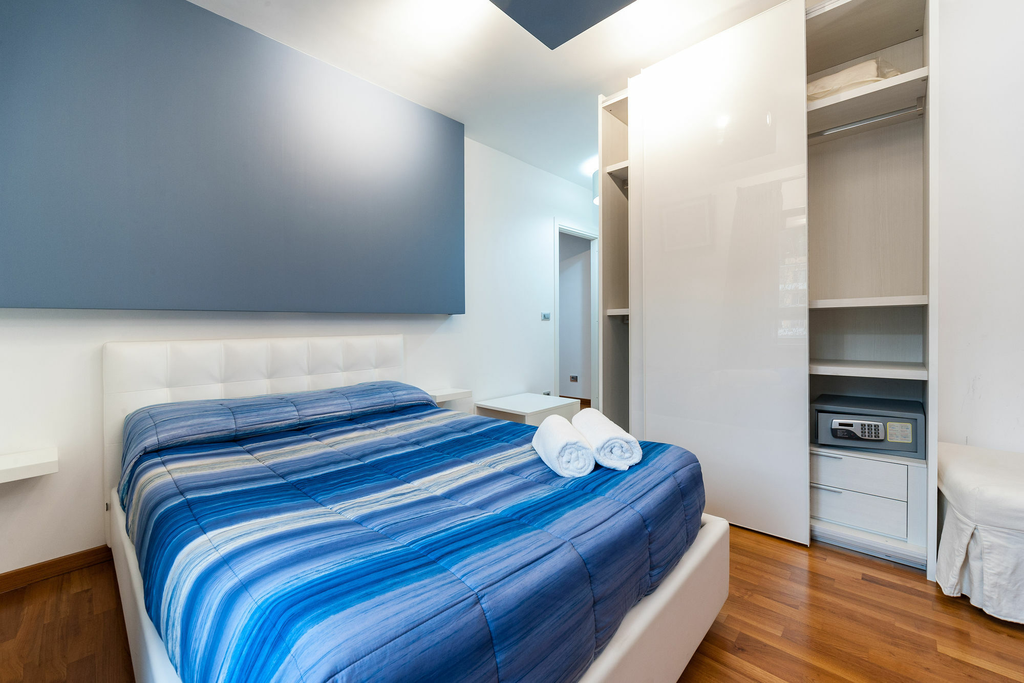 Hotel Il Rosso E Il Blu Rom Exterior foto